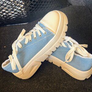 Platform Light Blue Canvas Shoes Sneakers Size 9